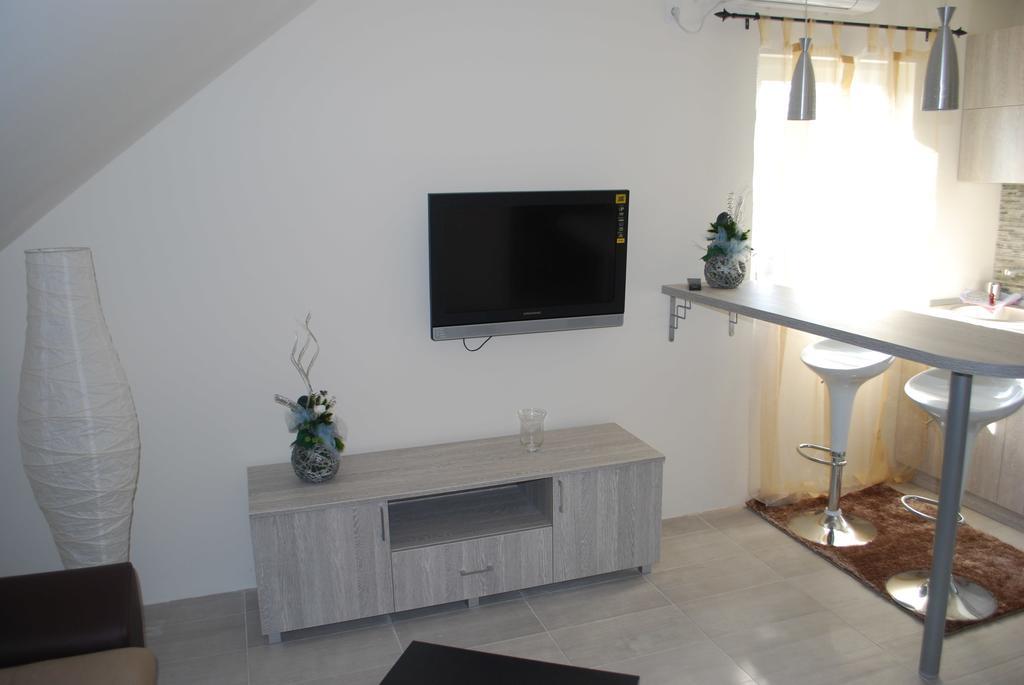Franstal Apartments Belgrád Szoba fotó